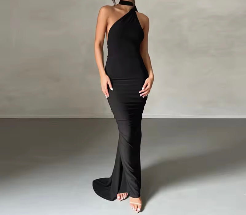 Sofia Elegante Maxi Dress